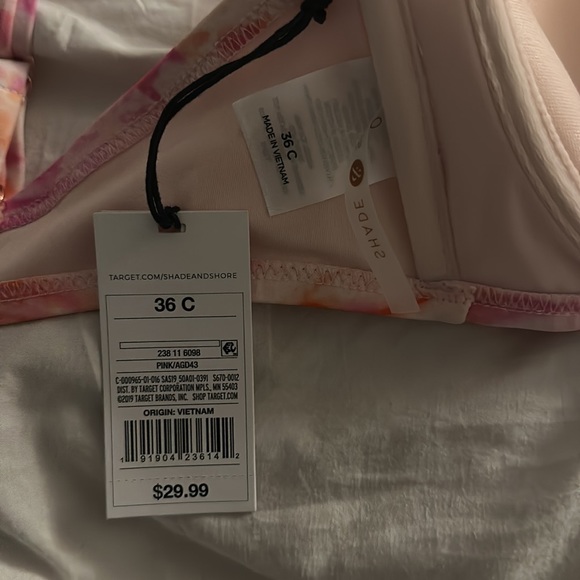 Pink bathing suit - Picture 3 of 4